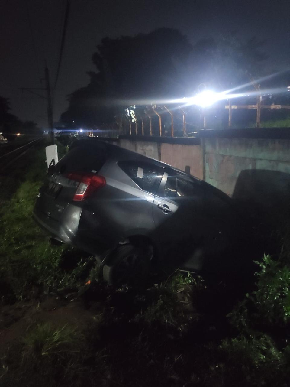 Pihak Kepolisian Tangani Kecelakaan Kereta Api di Ds. Ciriung Penyelidikan Intensif