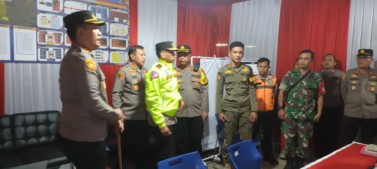 Kapolda Jawa Barat Tinjau Kesiapan Pospam Cijeruk Polres Bogor dalam Ops Ketupat Lodaya 2024