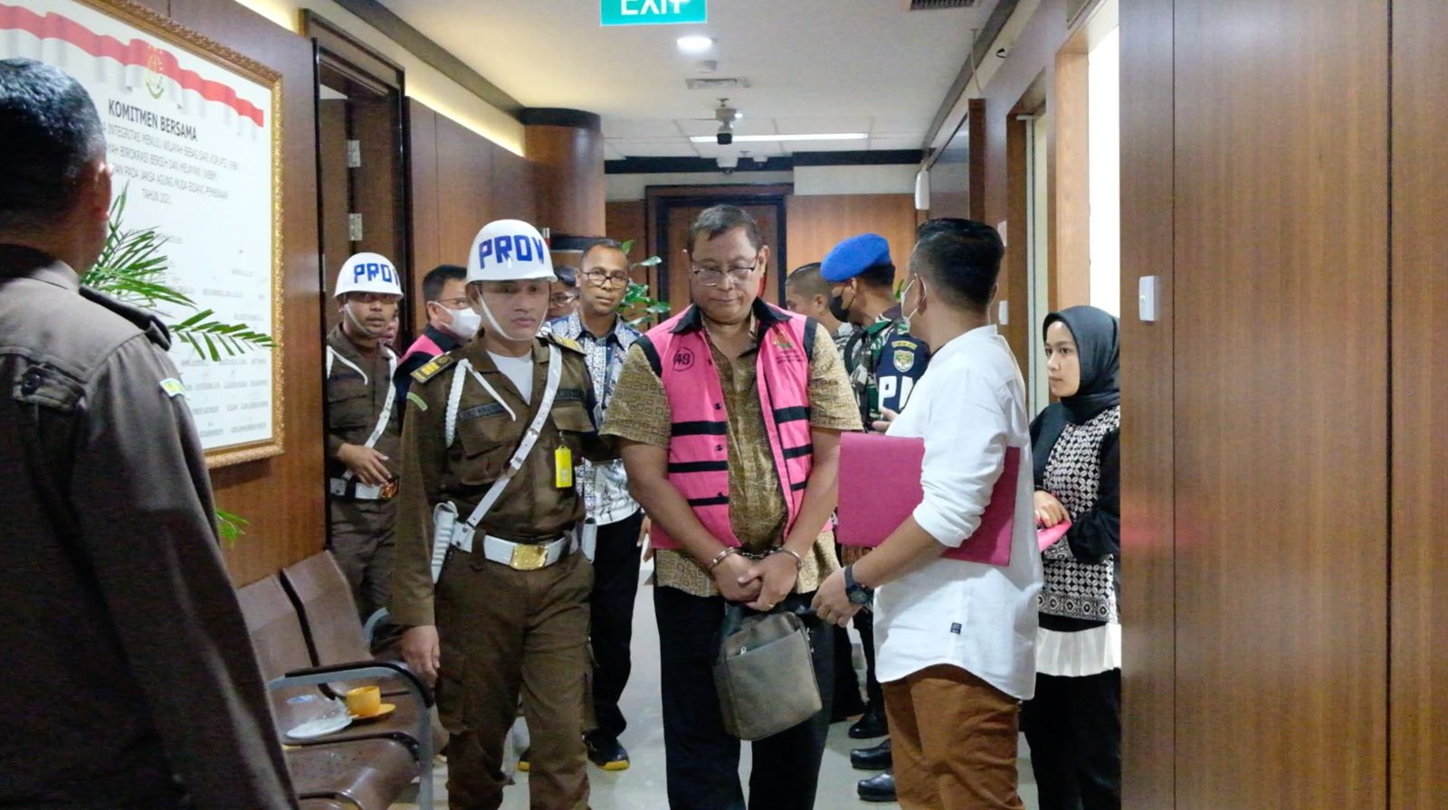 Tim Penyidik Kembali Menetapkan 5 Orang Tersangka Baru dalam Perkara Komoditas Timah