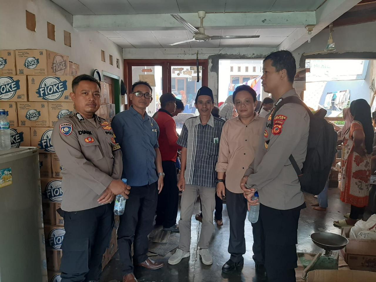 Polsek Cariu Lakukan Pengecekan Dan Investigasi Adanya Penemuan Korban Dalam Kondisi Meninggal Dunia Ditemukan Dalam Saluran Irigasi di Wilayah Desa Cikutamahi Kabupaten Bogor