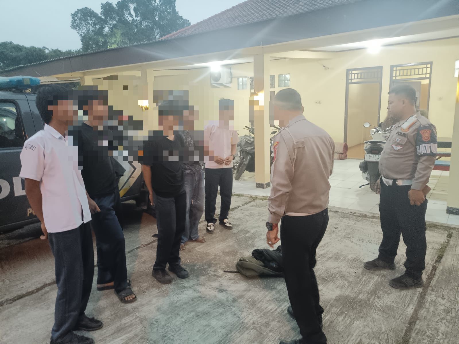 Polsek Cariu Ambil Langkah Tindakan Kepolisian Amankan Lima Pelajar Dalam Aksi Tawuran di Wilayah Cariu