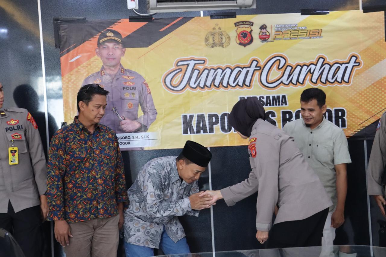 Polres Bogor Gelar Jumat Curhat Kali ini Warga Sampaikan Keluhan Curhatannya Terkiat Keamanan dan Infrastruktur