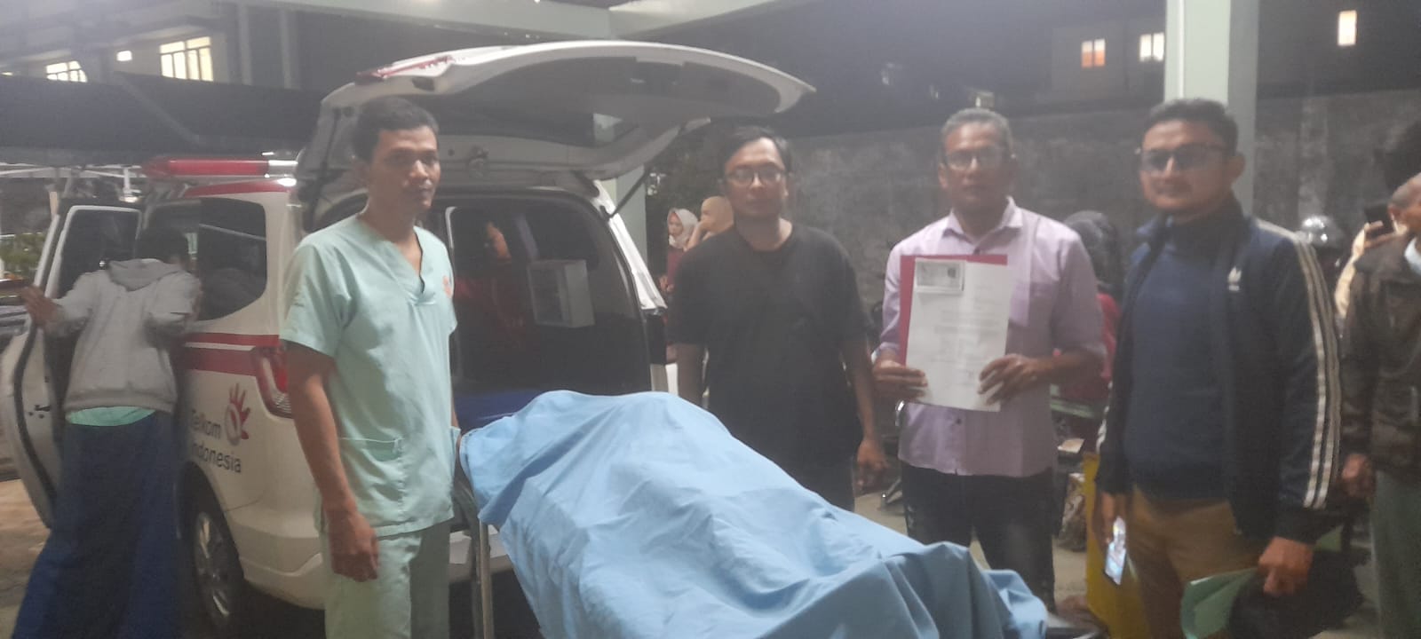 Polsek Jasingan Kurang Dari 1X24 Jam Bersama Team INAFIS Polres Bogor Berhasil Ungkap Mayat Yang Tergantung Dan Penyerahan jenazah kepada pihak keluarga