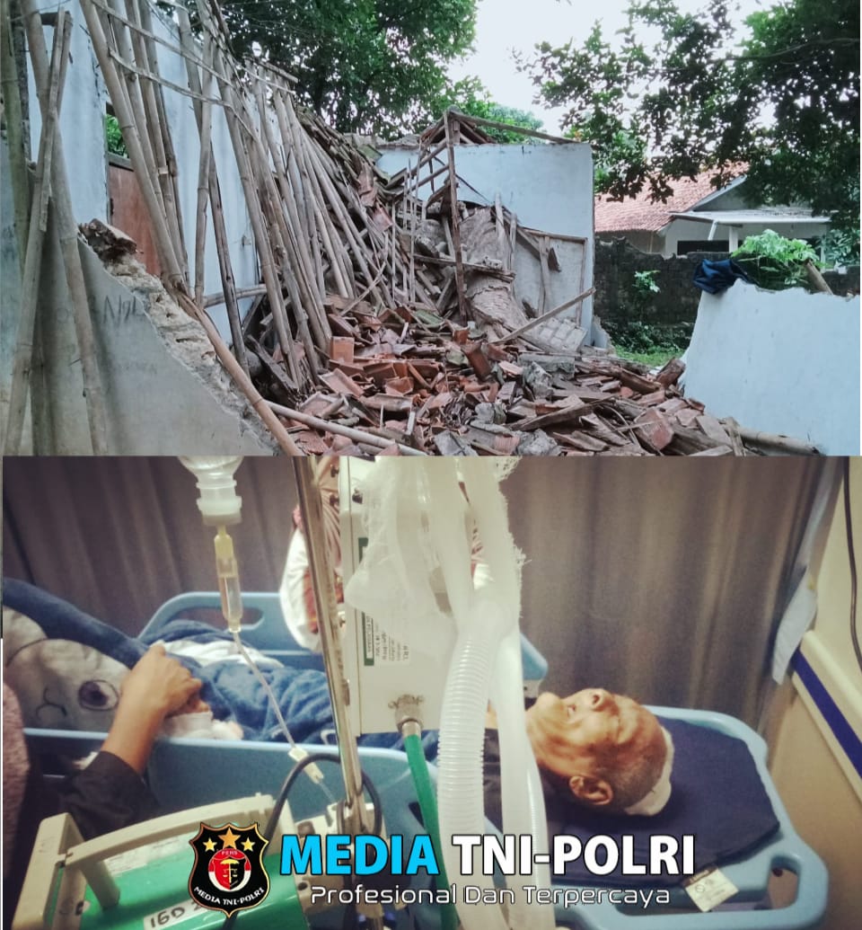 Polsek Ciomas Bersama Instansi Terkait Dan Masyarakat Cek TKP Serta Evakuasi Terkait Adanya Musholla Ambruk di Desa Suka Makmur, Satu Orang Luka Berat
