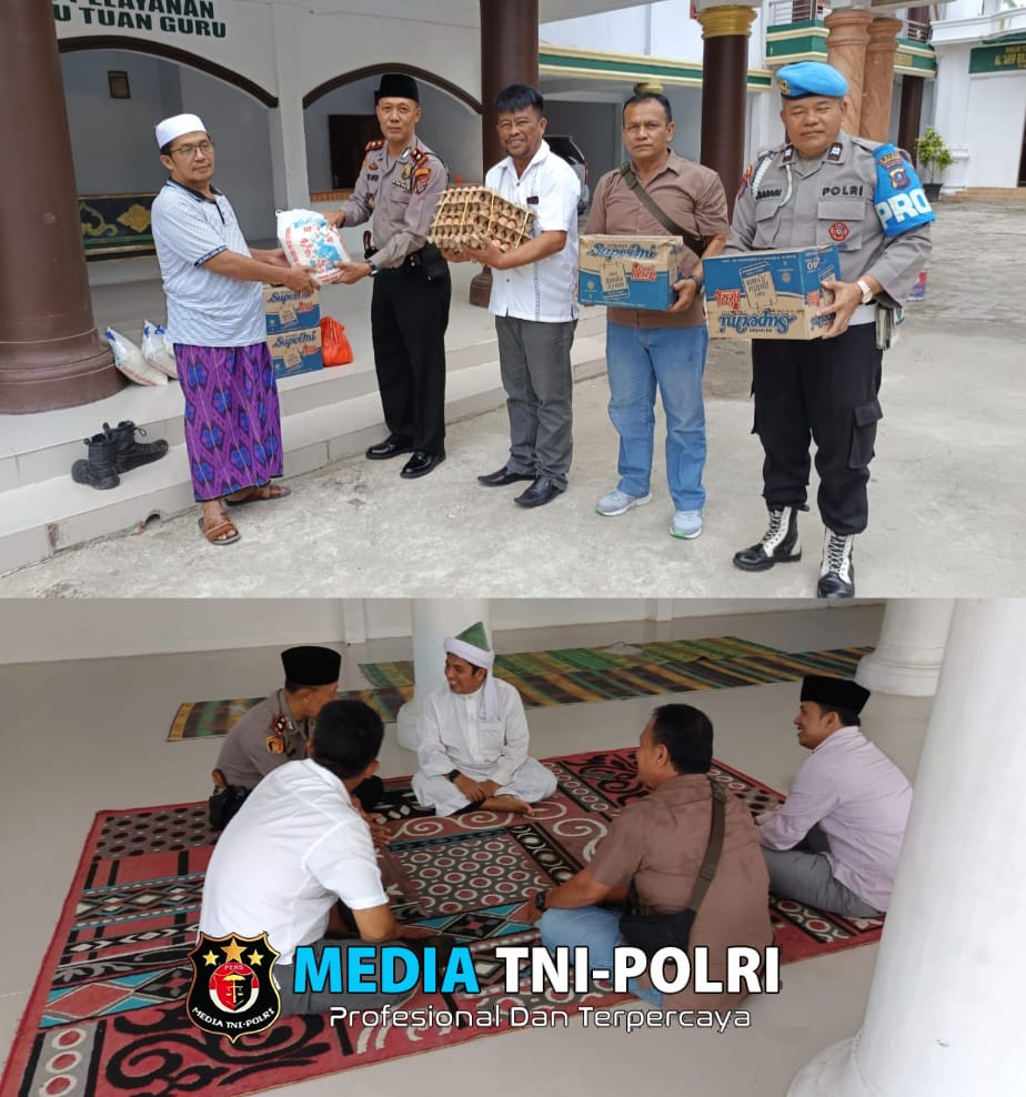 Kapolsek Tanah Jawa Gelar Jumat Curhat dan Santuni Tuan Guru Batak di Nagori Jawa Tongah