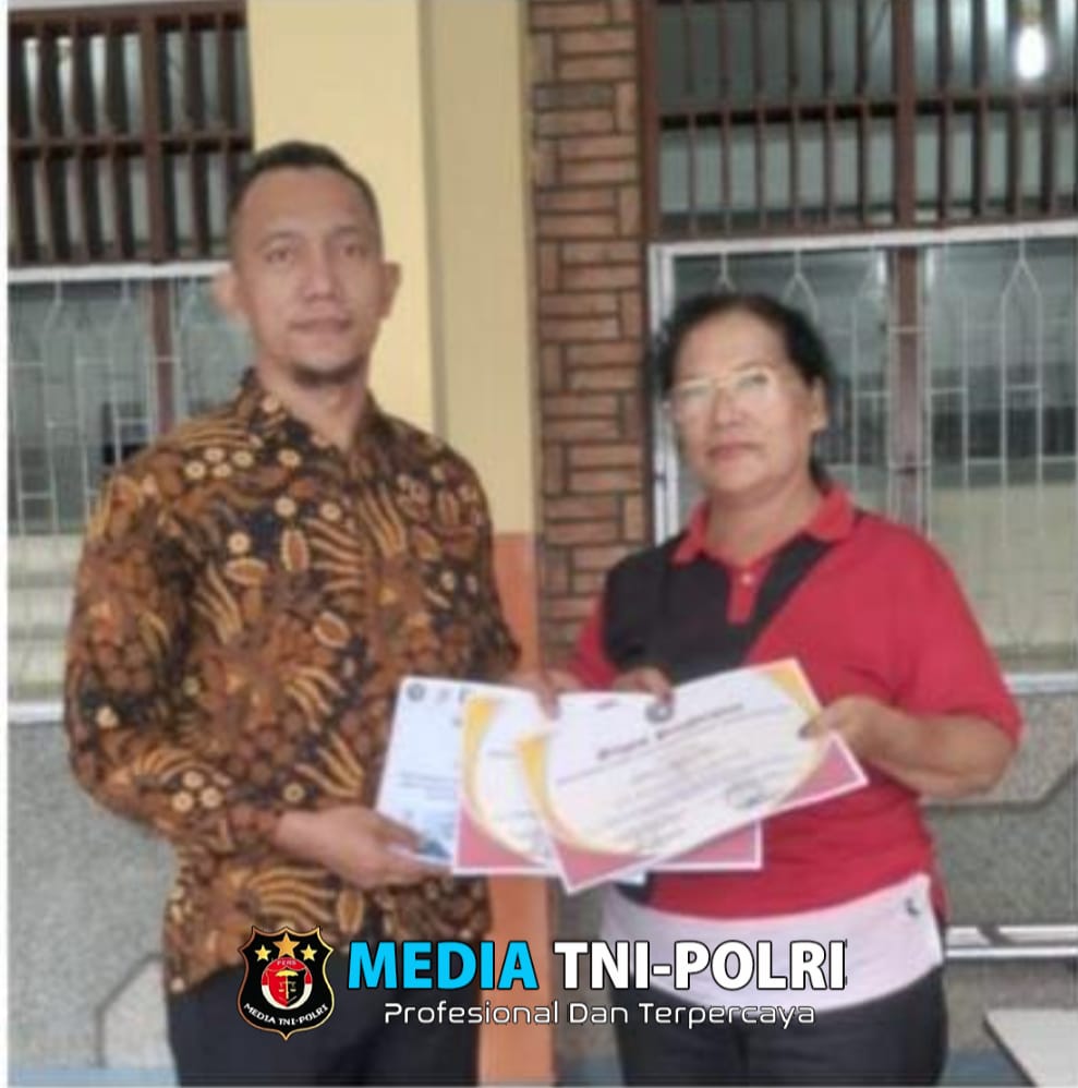 Personel Satuan Reserse Kriminal Polres Simalungun Berhasil Torehkan Prestasi Bersama Anak Didiknya Dalam Bidang Beladiri JKI