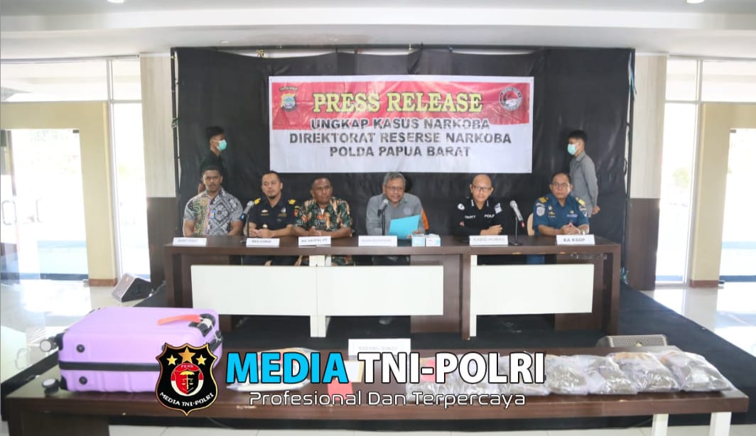 Polda Papua Barat Berhasil Ungkap Tindak Pidana Narkotika Jenis Ganja Seberat 1.709,89 Gram
