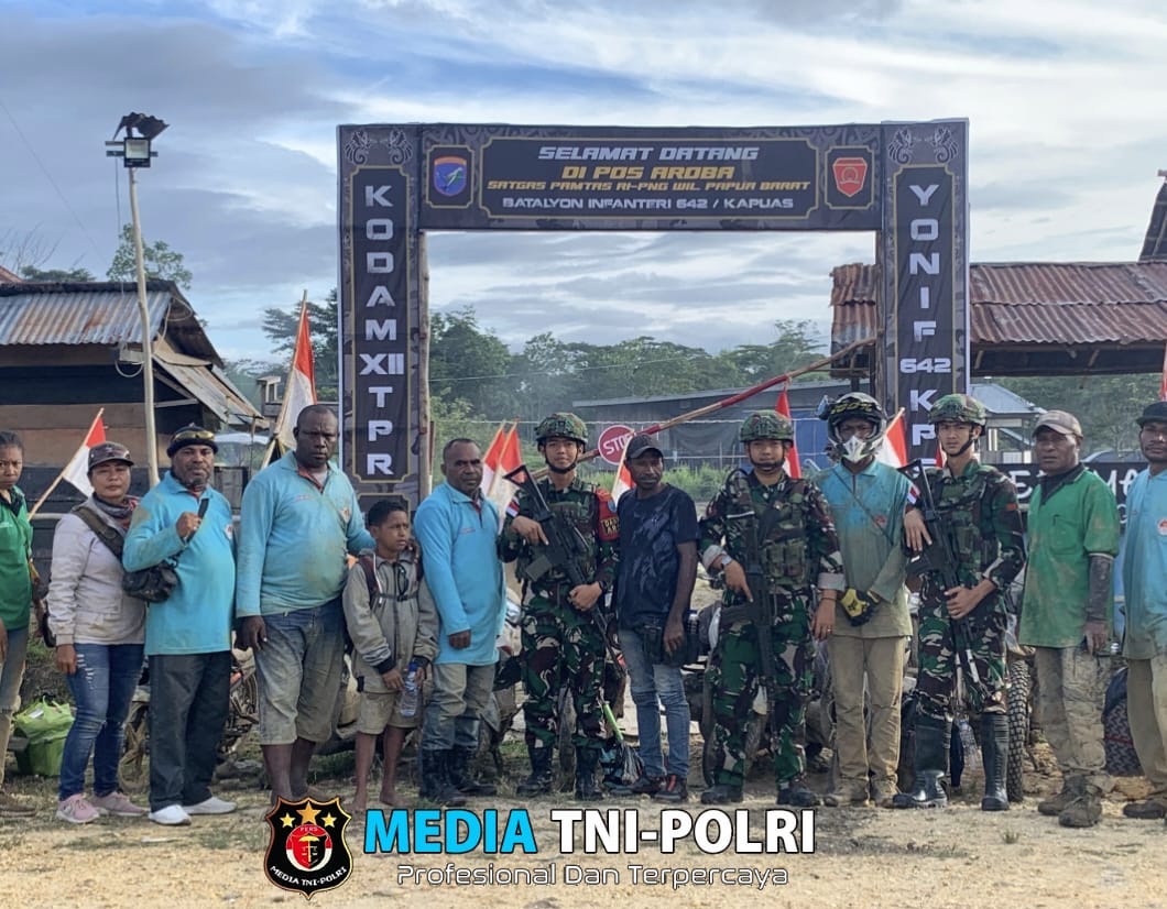 Satgas Yonif 642/KPS Silaturahmi Lembaga Garda Motor Jalur Merah Putih di Distrik Aroba