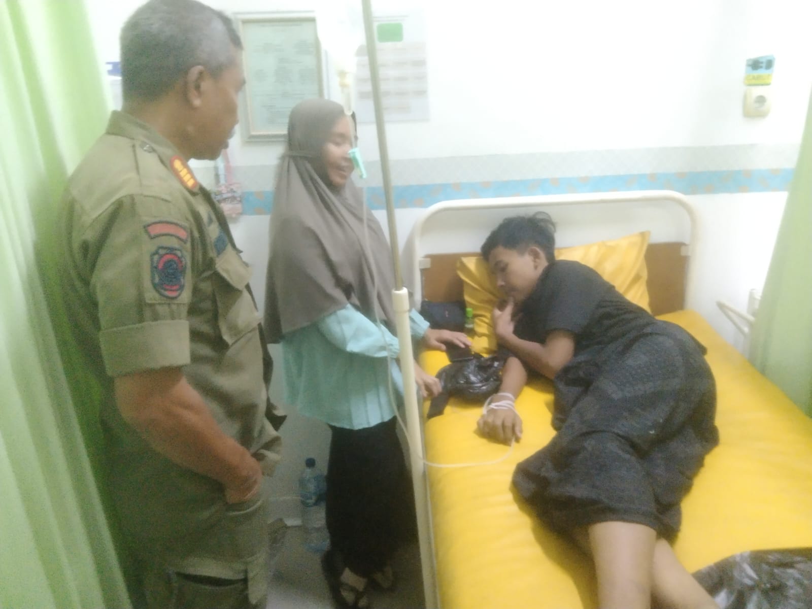 Polsek Citeureup Tindak Lanjutti Laporan Adanya 5 Orang Siswa/Siswi Diduga Keracunan Makanan