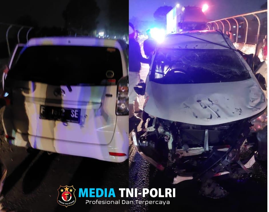 Polsek Cijeruk Besama Unit Laka Lantas Ciawi Tangani Peristiwa Laka Tunggal di Jembatan Tol Cigombong