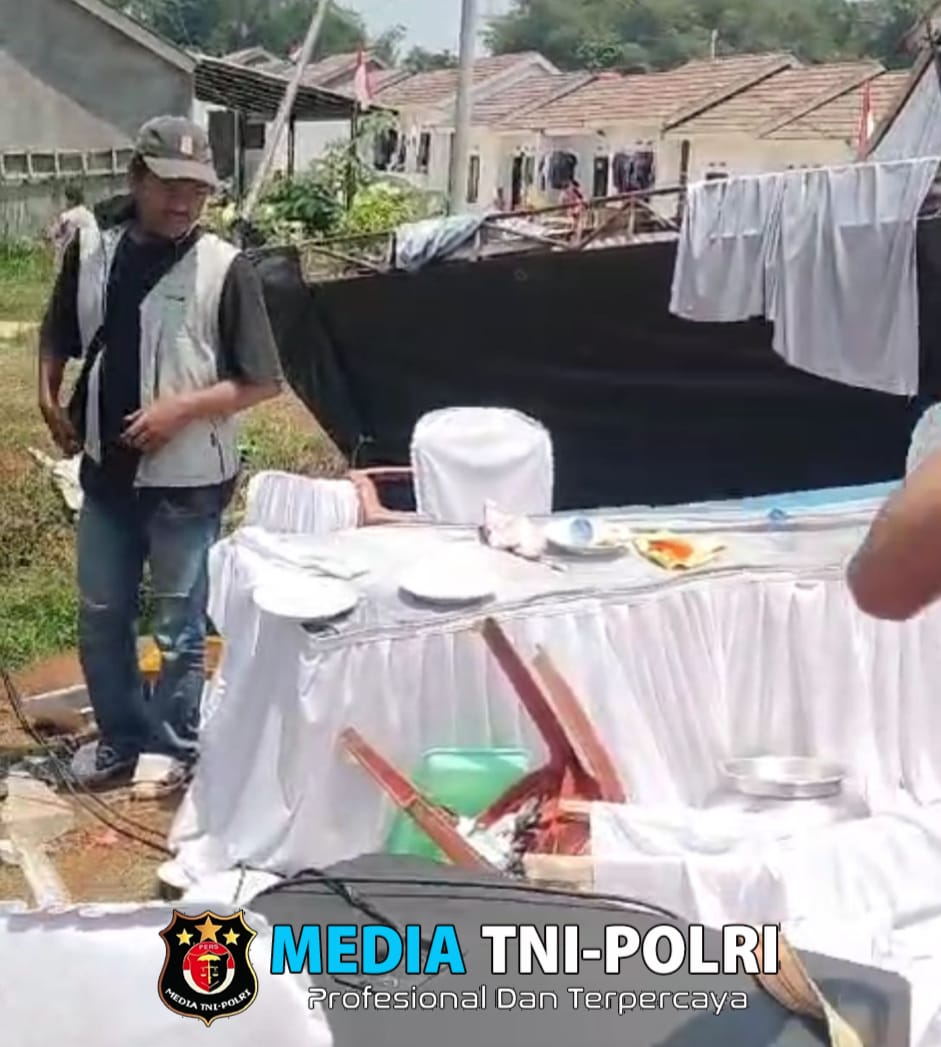 Polsek Parung Bersama Instansi Terkait Cek Lokasi TKP Tenda Hajatan di Ciseeng Roboh Akibat Angin Kencang, Tidak Ada Korban Jiwa