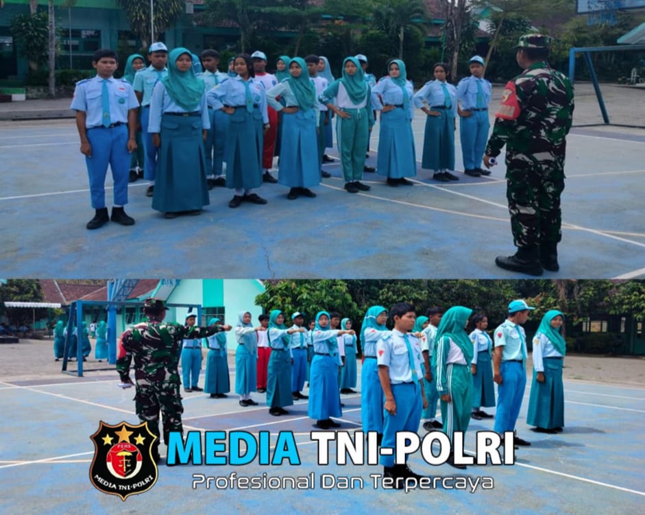 Tanamkan Kedisiplinan Di Sekolah, Serma Kamali Latih PBB Siswa Siswi SMPN 01 Gandusari