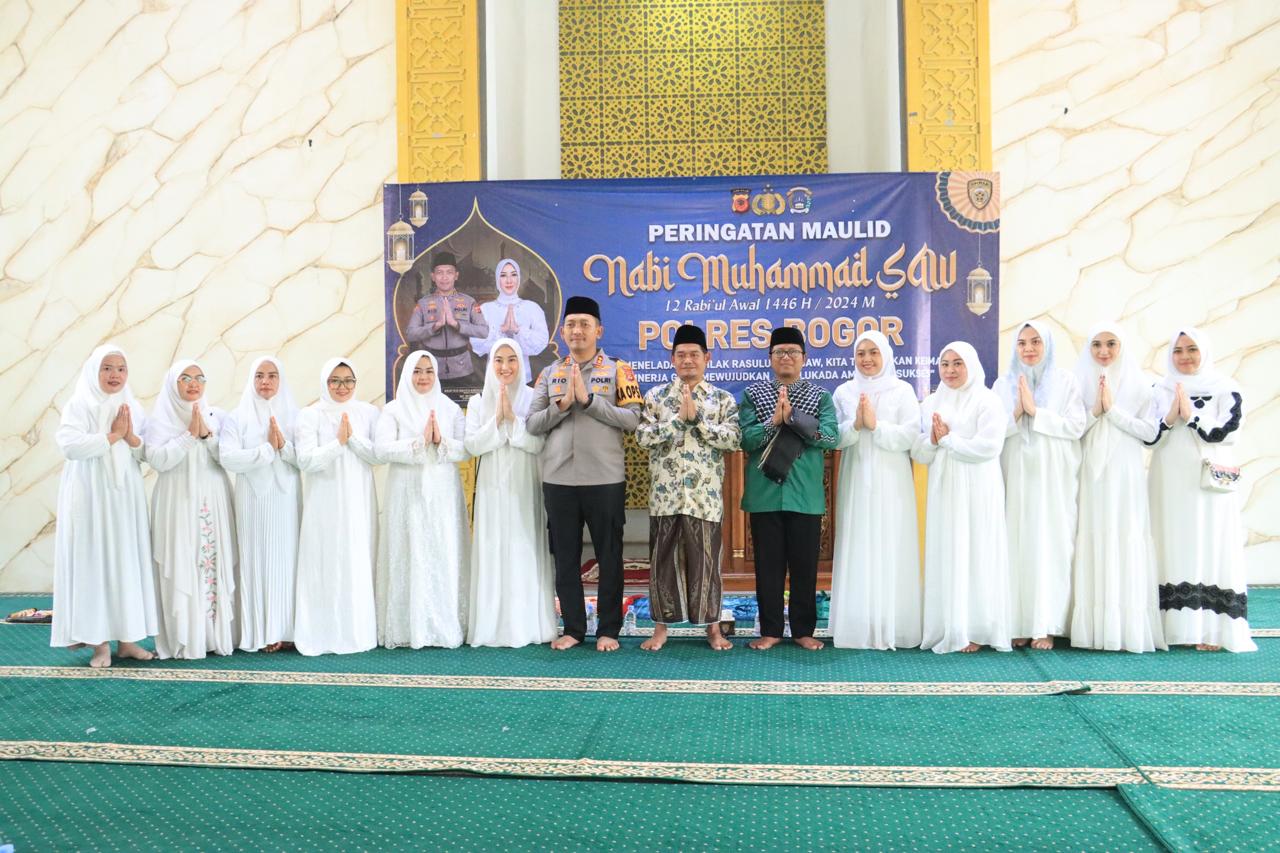 Polres Bogor Memperingati Maulid Nabi di Mesjid Baitul Hamdi, di Hadiri Personel Polres Bogor 