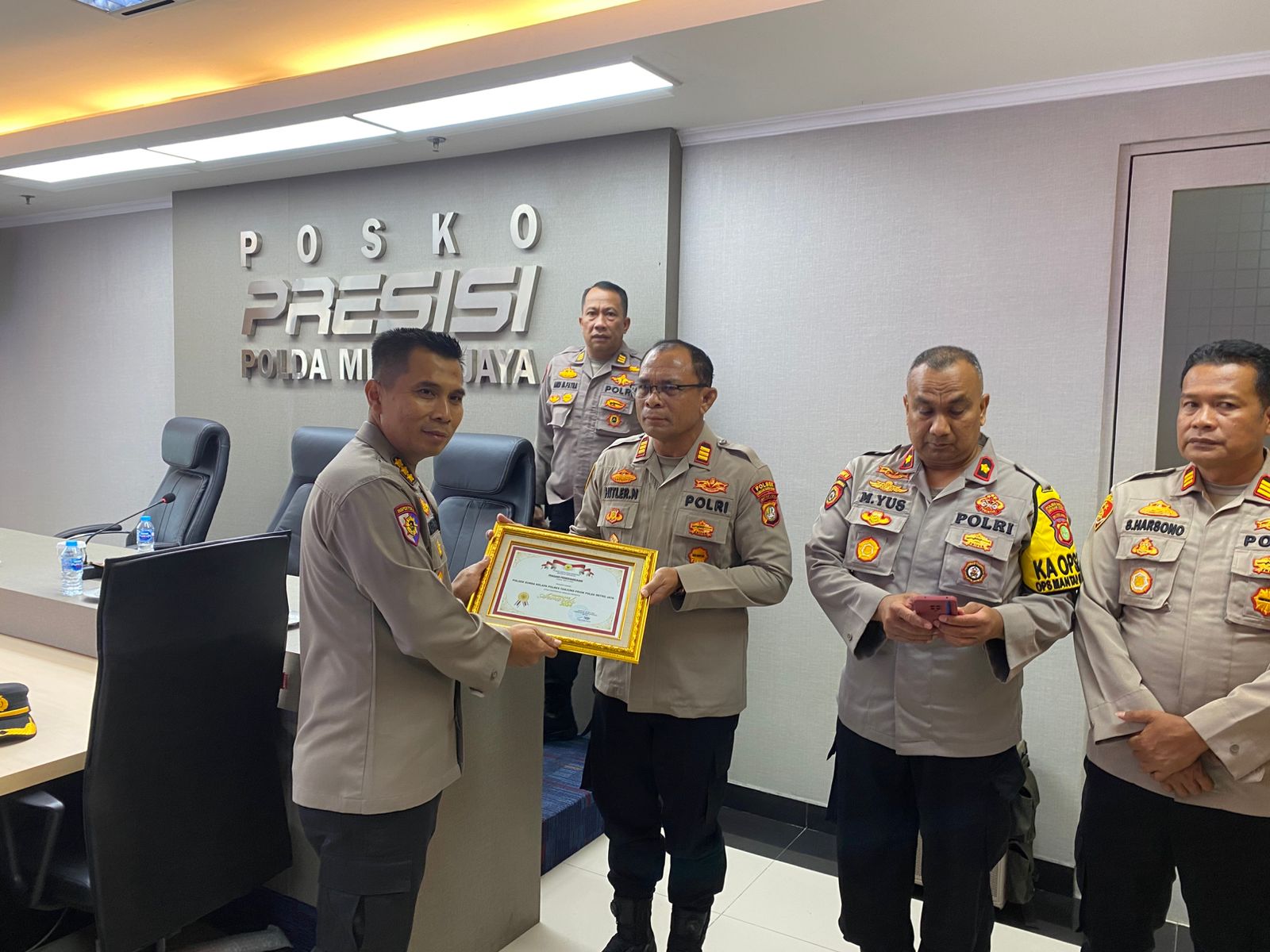 Polsek Kawasan Sunda Kelapa Terima Piagam Penghargaan Kompolnas Awards 2024