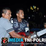 Lantamal XIV Sorong Cepat Tanggap Padamkan Kebakaran Pasar Remu