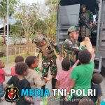 Anak-Anak Tomonsatu Sambut Gembira Komsos Marinir Habema