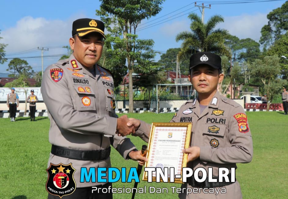 Kapolri Berikan Penghargaan Untuk Bripka Rico Polisi Lampung yang Ringkus Komplotan Pencuri Motor