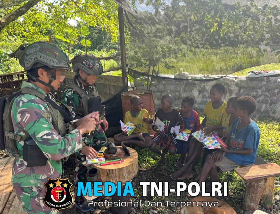 Papua Pintar Marinir Habema Disambut Gembira Anak-Anak Muara
