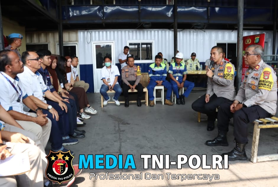 Kapolres Pelabuhan Tanjung Priok Gelar Jumat Curhat Jaga Kamtibmas dan Cegah Tawuran