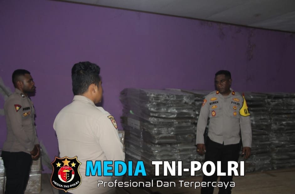 Kapolres Maybrat Tinjau Gudang Tempat Penyimpanan Surat Suara Pilkada 2024