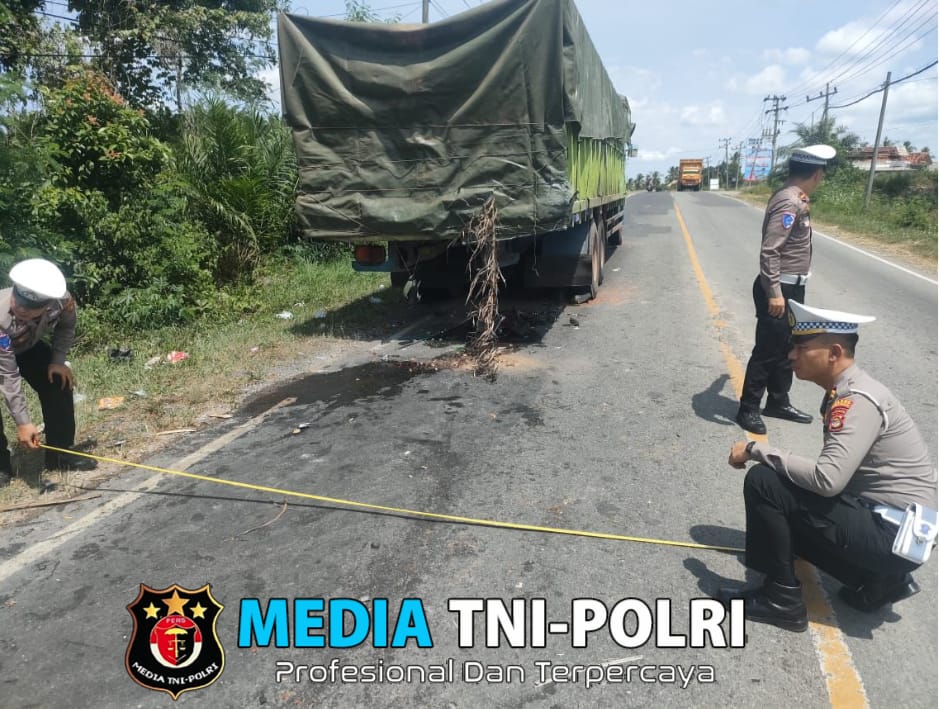 Avanza Hantam Fuso di Tubaba, 3 Orang Meninggal