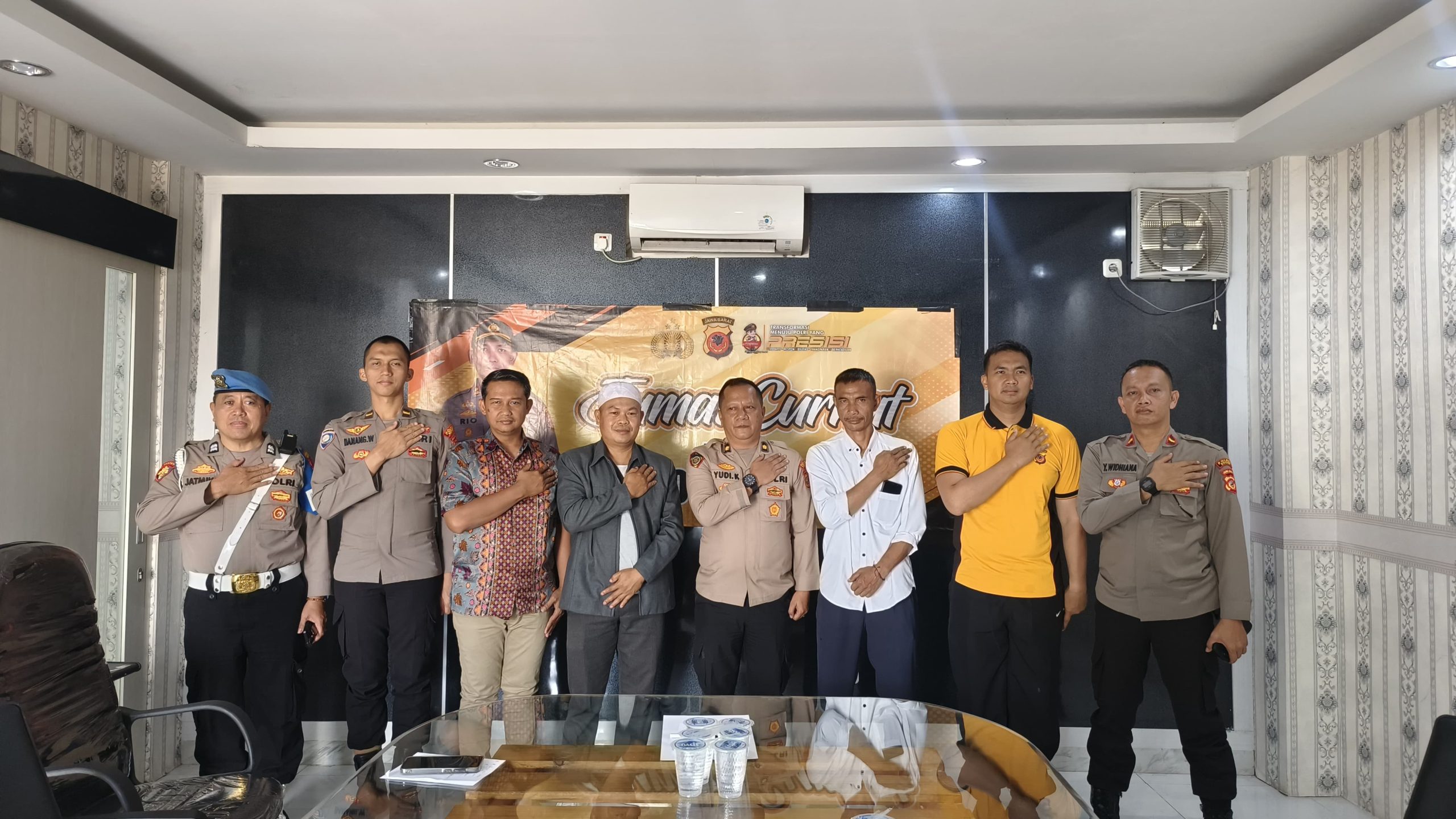 Jum’at Curhat Sebagai Giat Cooling Sistem Polres Bogor yang Rutin di Laksanakan Wadah Keluh Kesah Curhatan Warga Masyarakat 