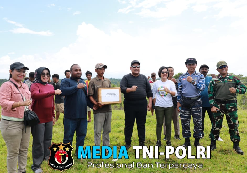 Danlantamal XIV Laksanakan Peninjauan Lahan Pertanian dan Rencana Pengembangan Peternakan Sapi