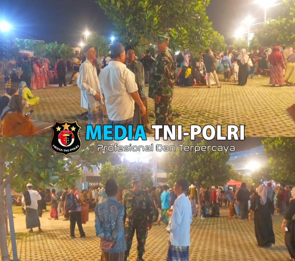 Babinsa Sindon Komsos Dengan Warga Disela Pengajian