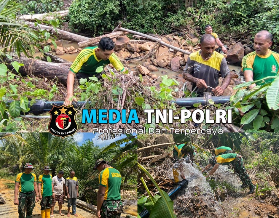 Kebersamaan di Perbatasan, Satgas Pamtas Yonarmed 11 Kostrad dan Warga Perbaiki Saluran Pipa Air