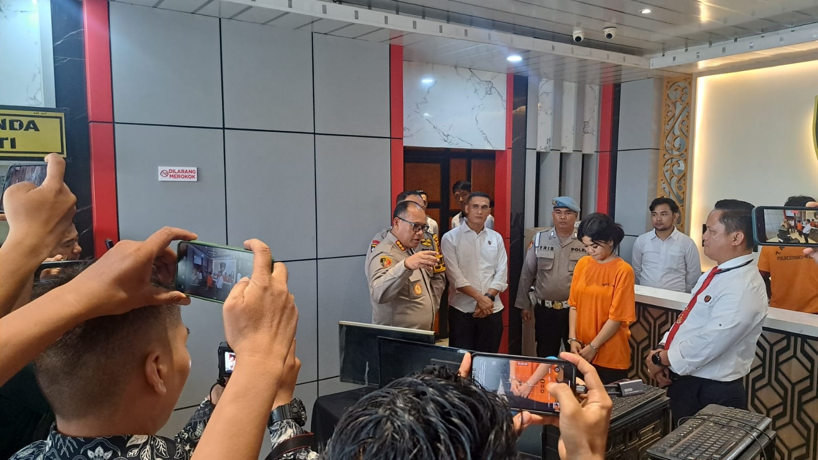 Polrestabes Medan Ungkap Kasus Judi Online di 2 TKP, 4 Tersangka Ditangkap Seorang di Antaranya Wanita