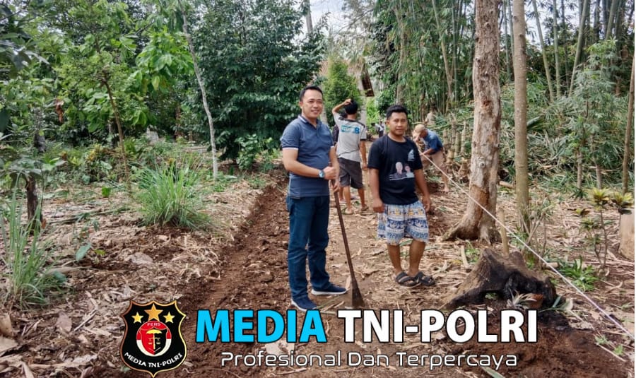 Aiptu Guruh Prasetyo Anggota Polres Tanggamus Hibahkan Tanah untuk Jalan Umum, Polda Lampung beri Apresiasi