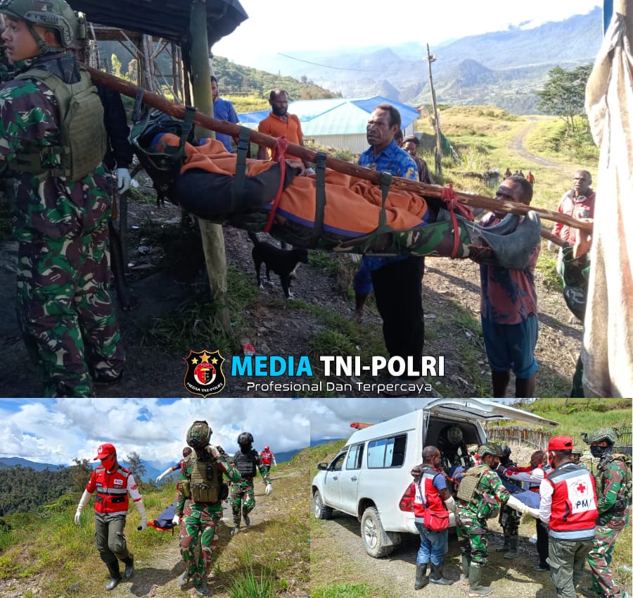 Satgas Yonif 323 Buaya Putih Berhasil Evakuasi Korban Penembakan OPM di Kabupaten Puncak