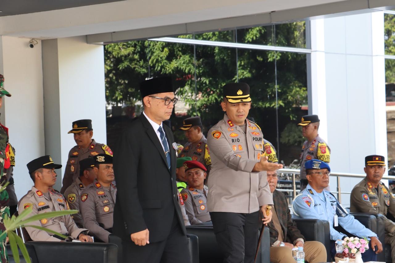 Polres Bogor Bersama Unsur Stakeholder Lainnya Laksanakan Apel Gelar Pergeseran Pasukan Operasi Mantap Praja Lodaya 2024 Wilayah Kabupaten Bogor