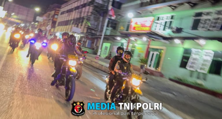 TNI-Polri Gelar Patroli Jelang Pencoblosan Pilkada 2024 di Bandar Lampung