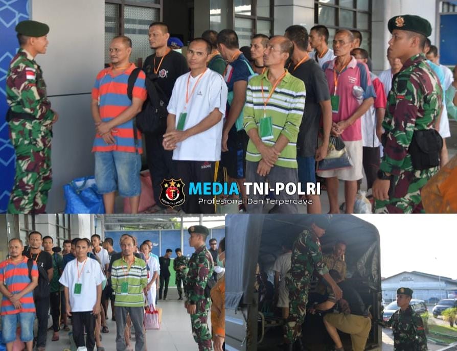 Satgas Pamtas Yonarmed 11 Kostrad Kawal Deportasi 47 PMI di Pelabuhan Tunon Taka, Nunukan