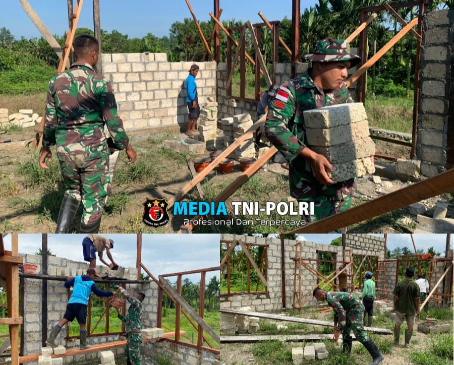 Kemanunggalan TNI dan Rakyat, Satgas Yonif 131/BRS Bersama Warga Bangun Masjid di Perbatasan Papua