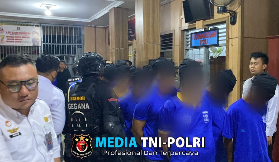 Polda Lampung Amankan Pemindahan 21 Narapidana Narkotika Dari Lapas Way Hui ke Lapas Nusakambangan