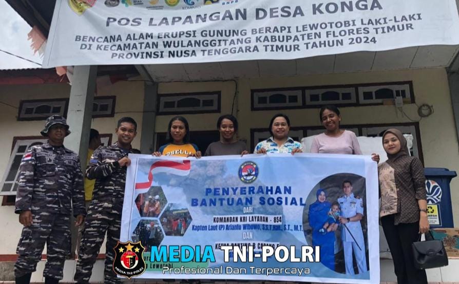 KRI Layaran-854 Ulurkan Tangan Bantu Korban Erupsi Gunung Lewotobi