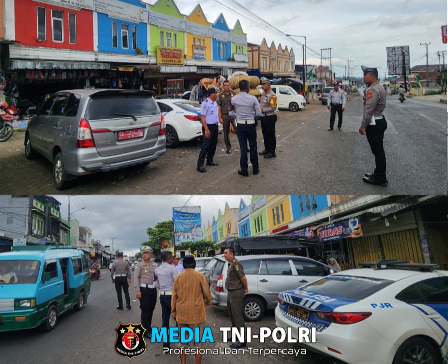 Satlantas Polres Tanggamus Koordinasi Penggal Jalan Lokasi Rawan Macet di Pasar Gisting