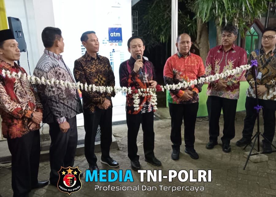 Pj Bupati Pringsewu Marindo Kurniawan Membuka Bazar UMKM 2O24