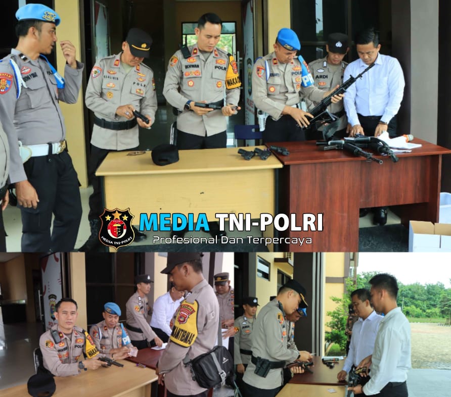 Pastikan Aman, Wakapolres Tulang Bawang Barat Gelar Pemeriksaan dan Pengecekan Senpi Dinas Milik Personil