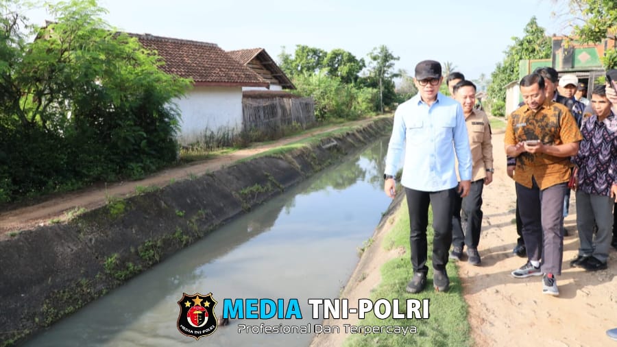 Dukung Swasembada Pangan, Wamendagri Tinjau Dua Titik Irigasi di Lampung