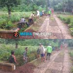 Babinsa Andong Gotong Royong Bersihkan Parit Bersama Warga