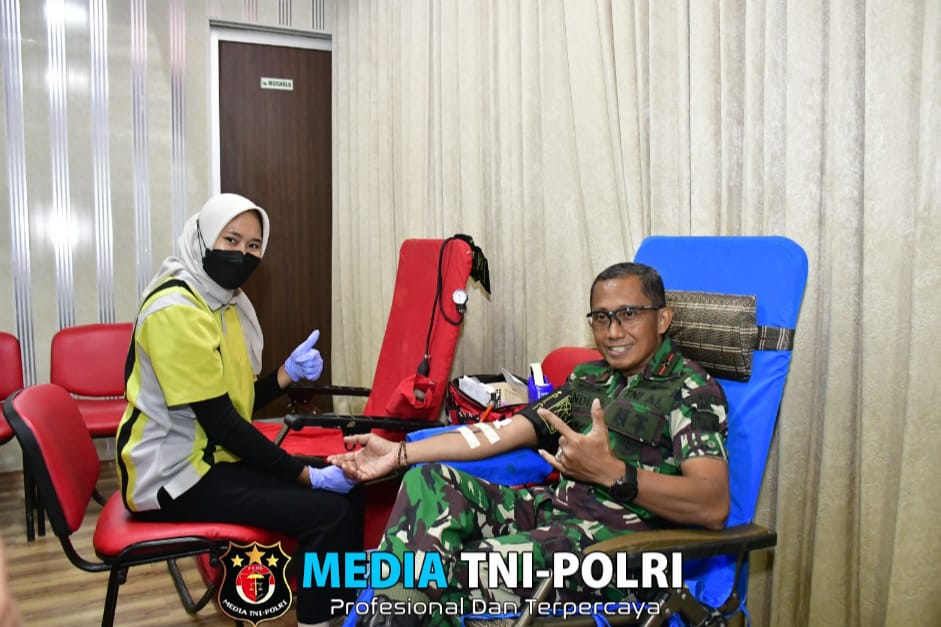 Komandan Pasmar 3 Hadiri Donor Darah Dalam Rangka HUT Ke-76 PT. Garuda Indonesia Tahun 2025