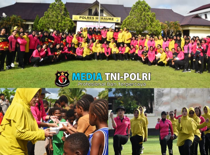 Ketua Persit KCK Cabang XVIII Bersama Ketua Bhayangkari Cabang Merauke Bagikan Makanan Gratis