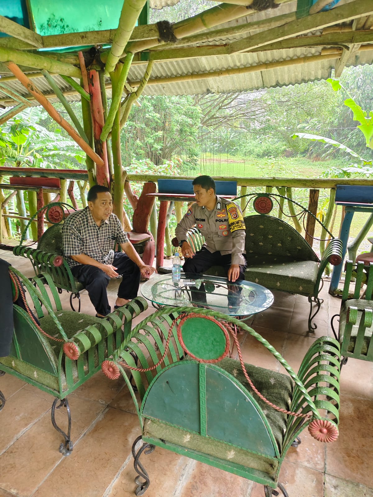 Bhabinkamtibmas Polsek Ciampea Giat Cooling Sistem Sambang Tokoh Masyarakat Binaan Dialog Kamtibmas Ajak Jaga Kondusifitas