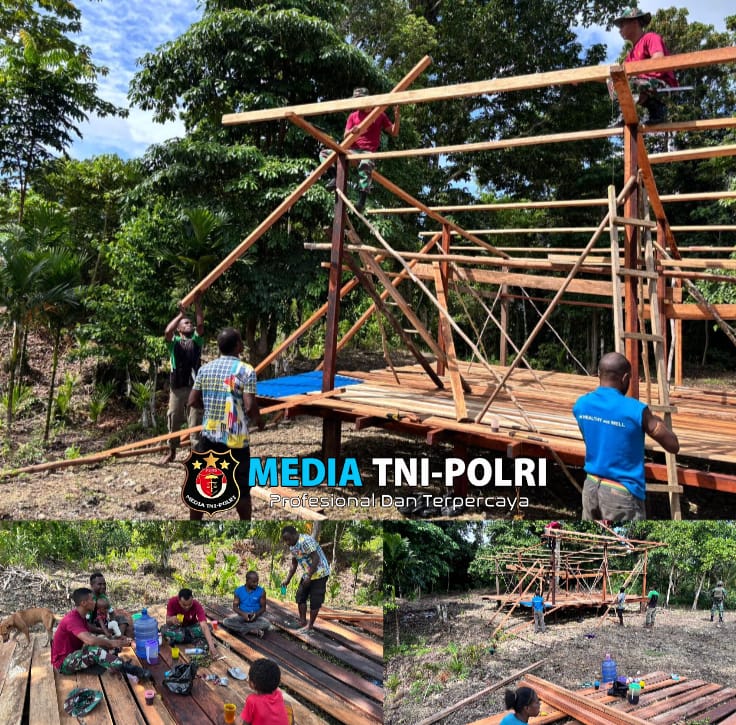 Selalu Hadir di Tengah Masyarakat, Satgas Pamtas Yonif 131/BRS Bantu Bangun Rumah Warga Papua