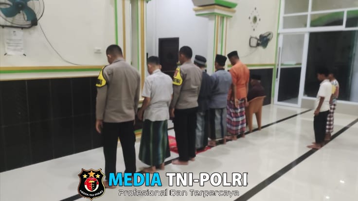 Personil Polsek Tulang Bawang Tengah Laksanakan Safari Subuh Bersama Warga sampaikan Pesan Kamtibmas