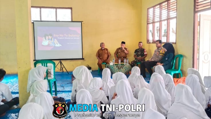 Bersama TNI dan Mahasiswa, Polsek Seputih Banyak Bersinergi Ajak Pelajar Hindari Aksi Bullying