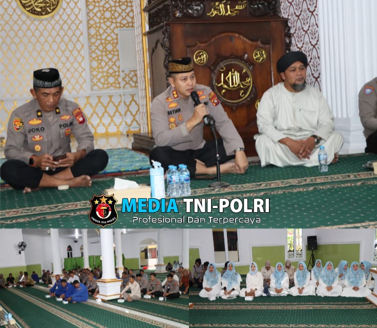 Polres Ketapang Gelar Peringatan Isra Mi’raj, Kapolres Ketapang  Jadikan Momen Isra Mi’raj Untuk Meningkatkan Ketaqwaan Dan Memacu Kinerja Tugas
